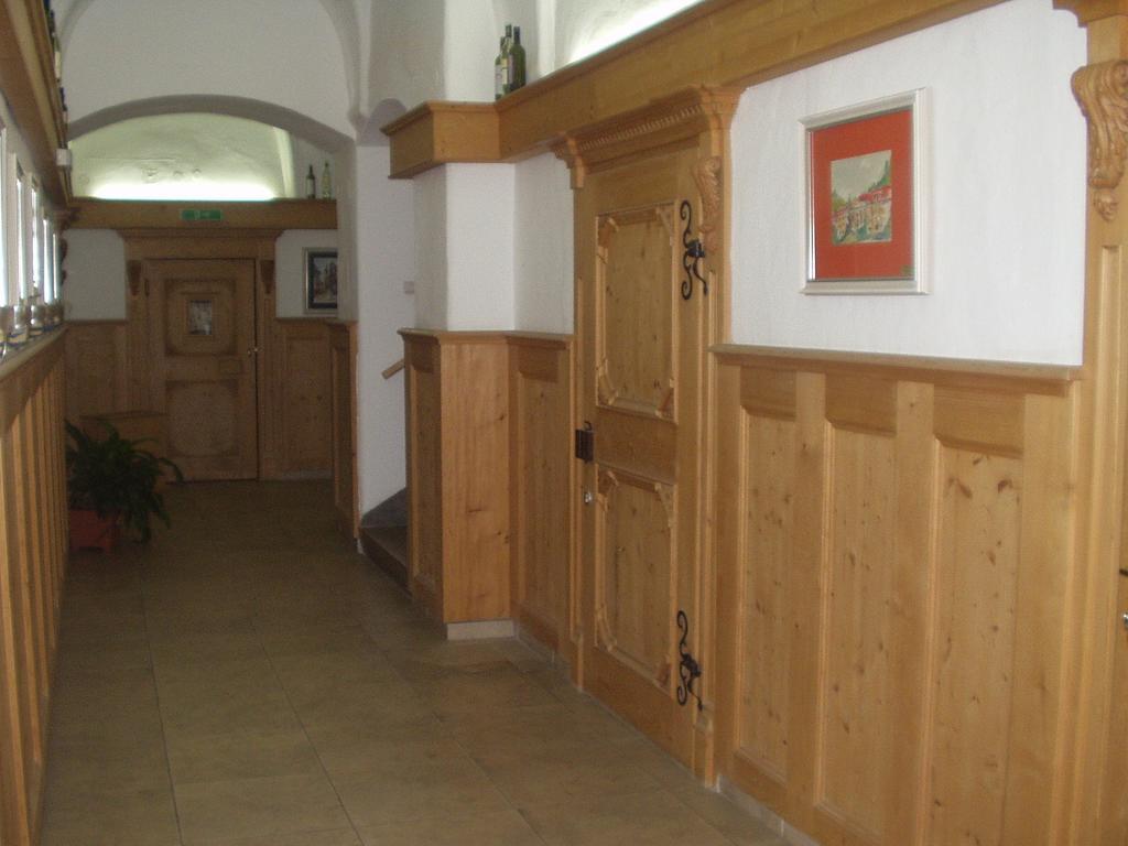Stiftshotel Garsten Steyr Esterno foto