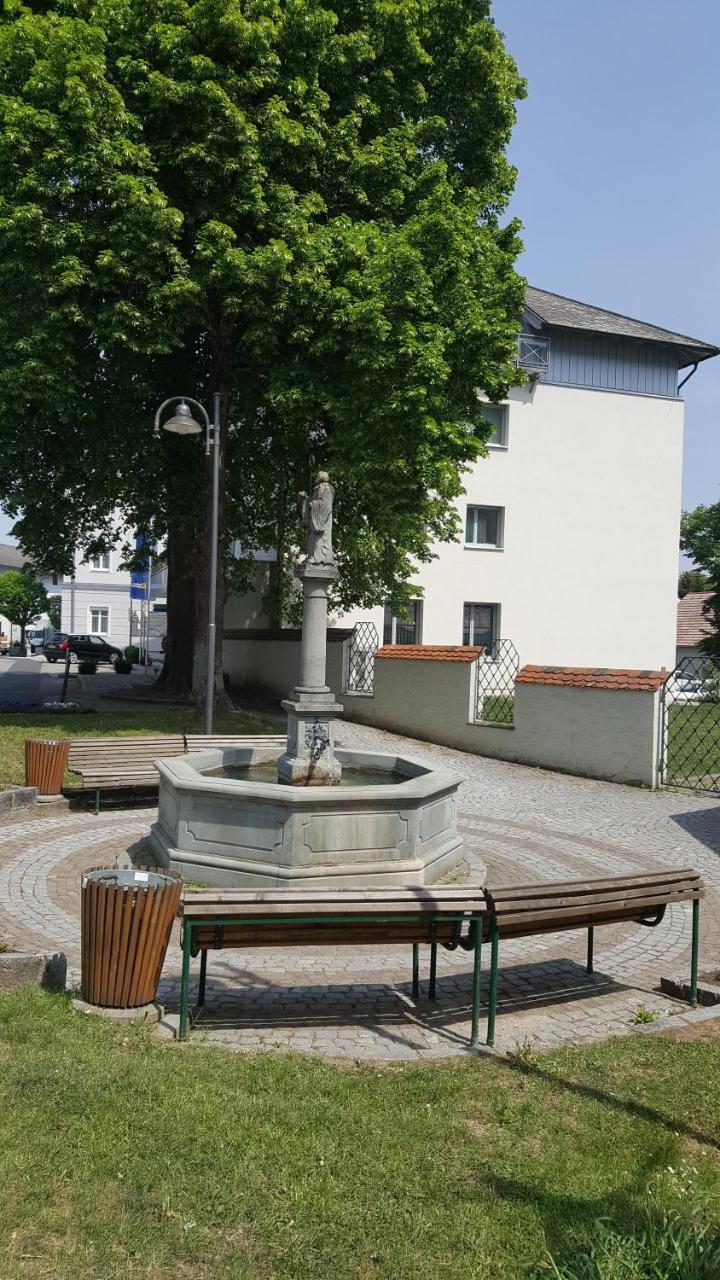 Stiftshotel Garsten Steyr Esterno foto